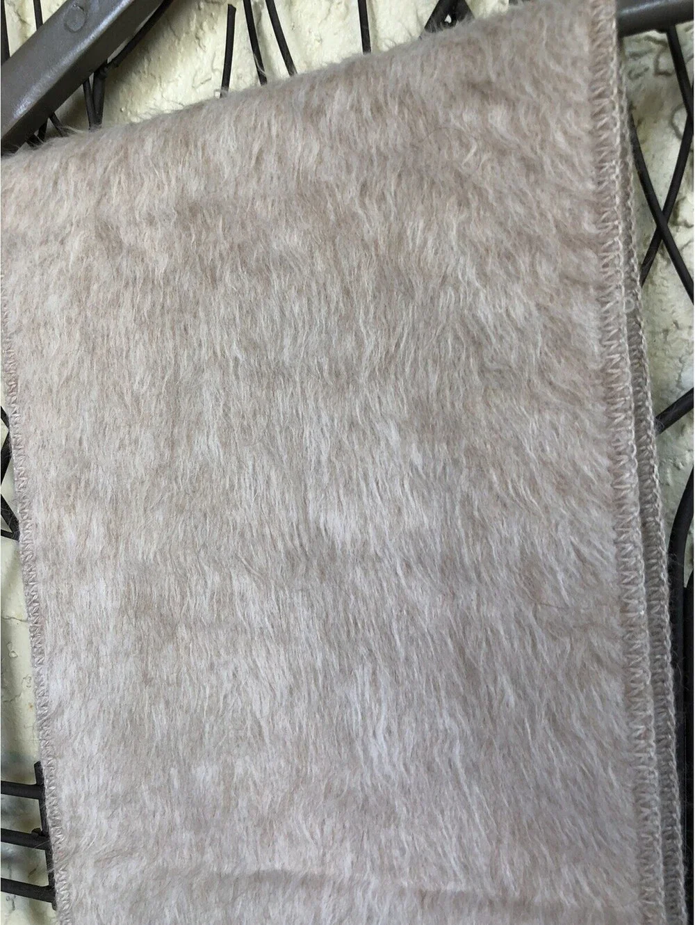 Alpaca Camargo Tan Beige Scarf Winter One Size Great Condition.